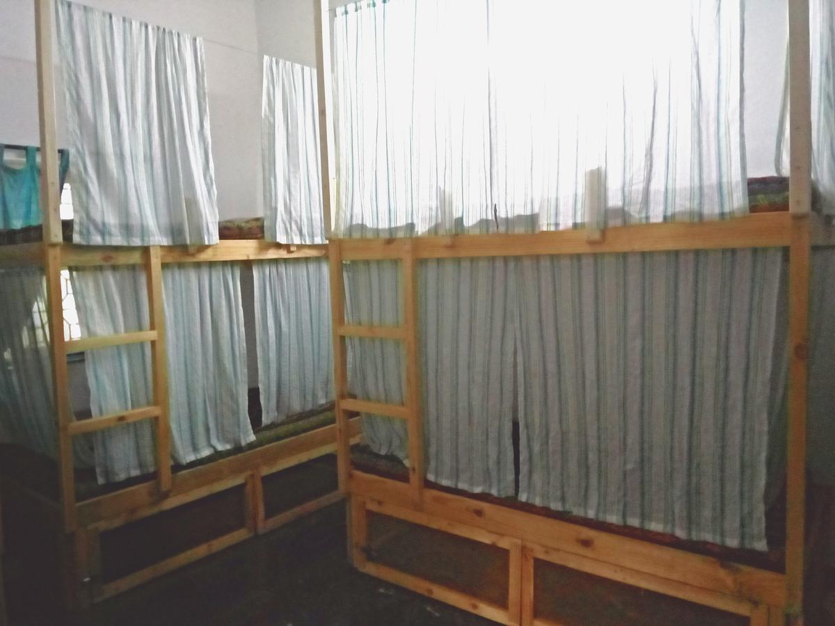 Bunkd Hostel, Anjuna Luaran gambar