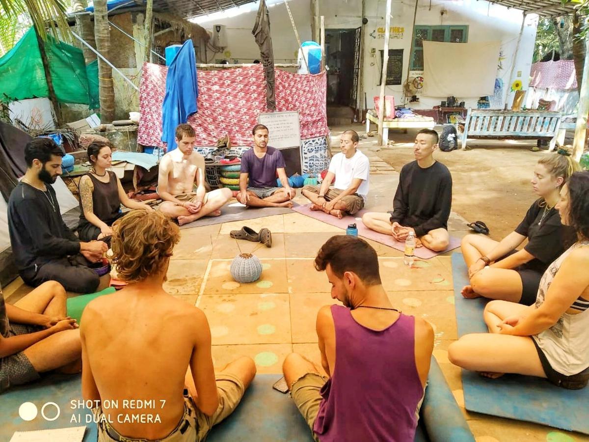 Bunkd Hostel, Anjuna Luaran gambar
