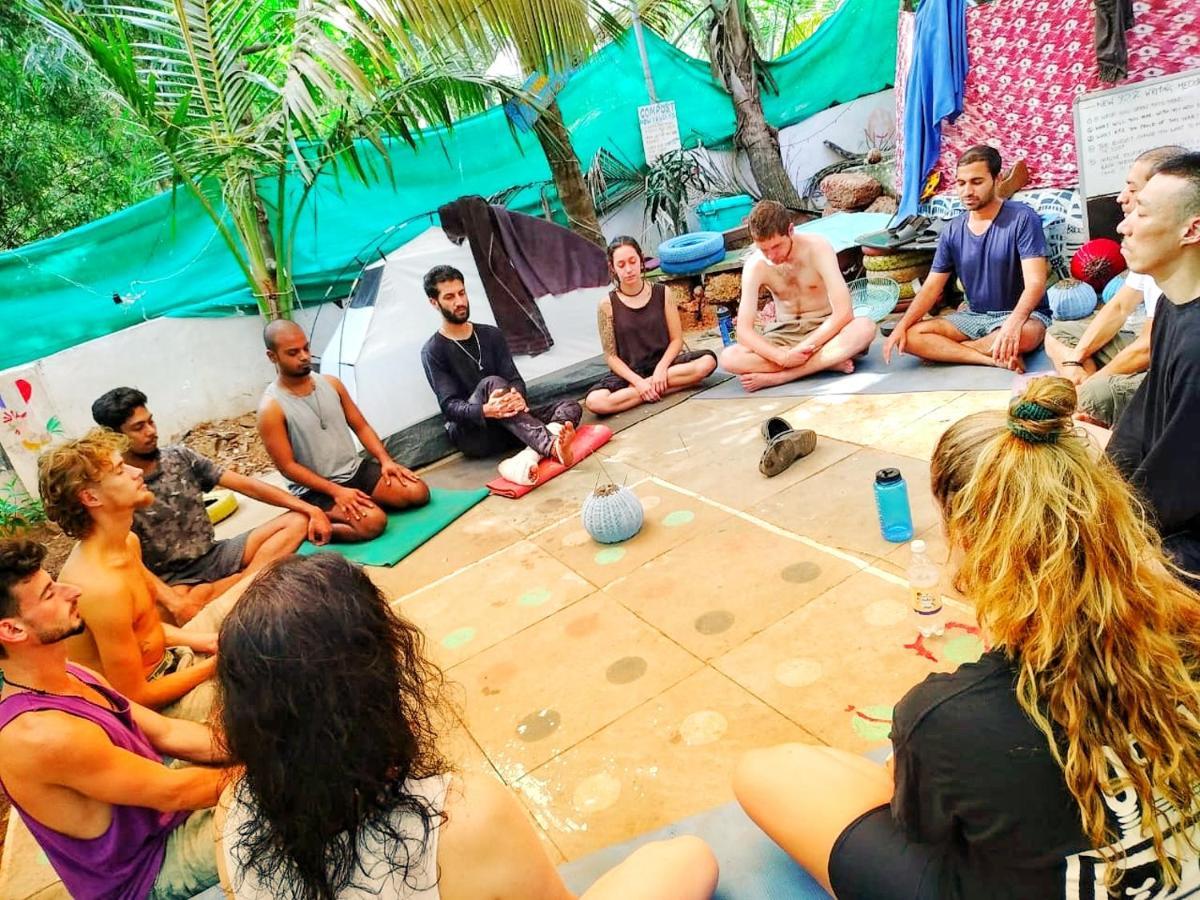 Bunkd Hostel, Anjuna Luaran gambar
